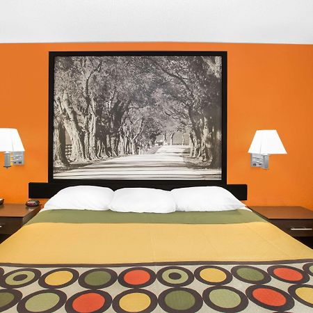 Motel Super 8 By Wyndham Clive Ia Exteriér fotografie